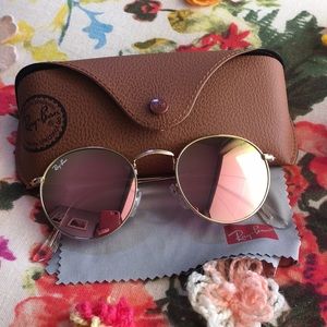 Ray-Ban sunglasses pink rose gold round RB3447